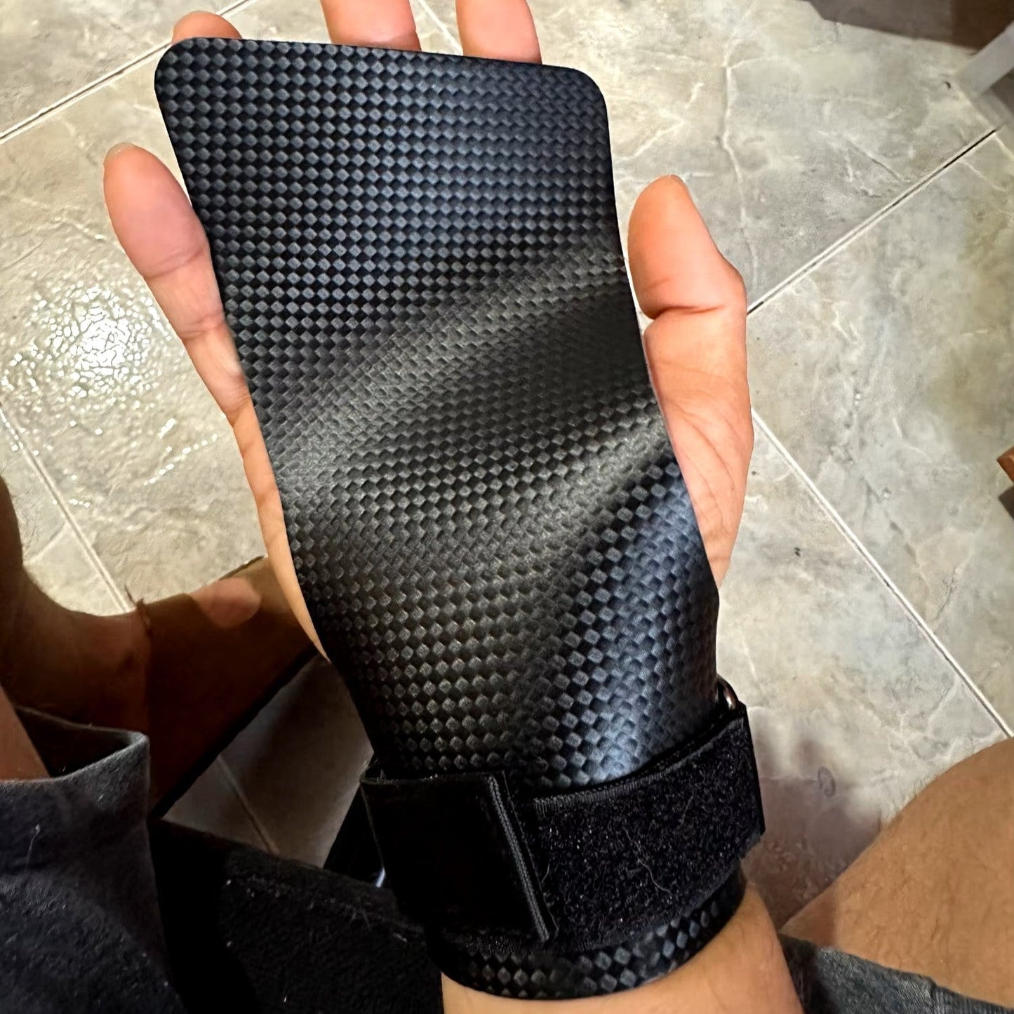 Gants Musculation - CarbonGrip™ - Noir - Musculation boutique
